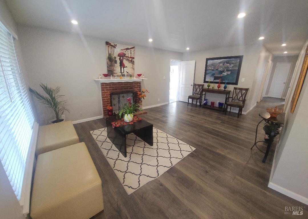165 Maywood Drive Vallejo CA 94591