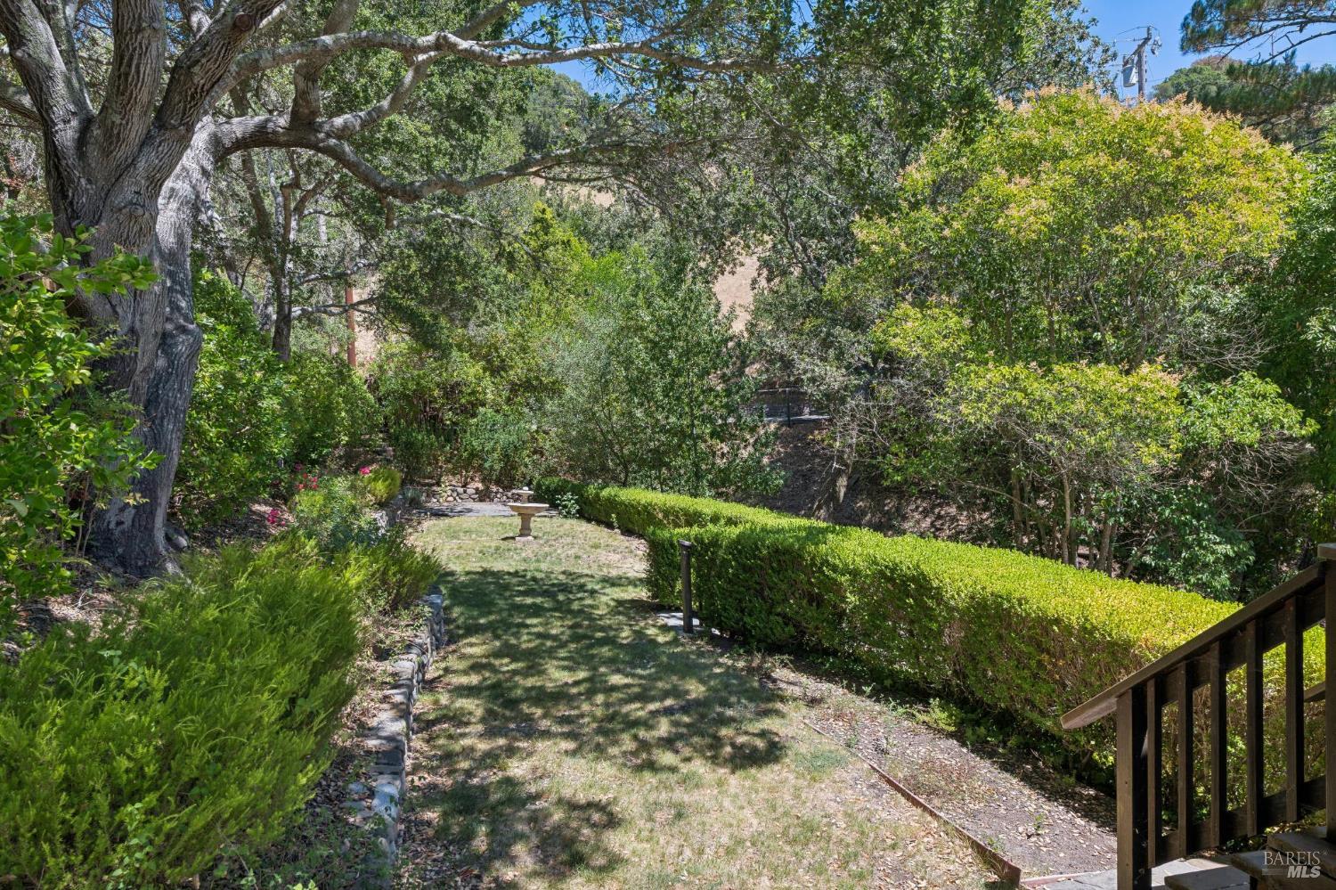 2 Michael Way San Anselmo CA 94960