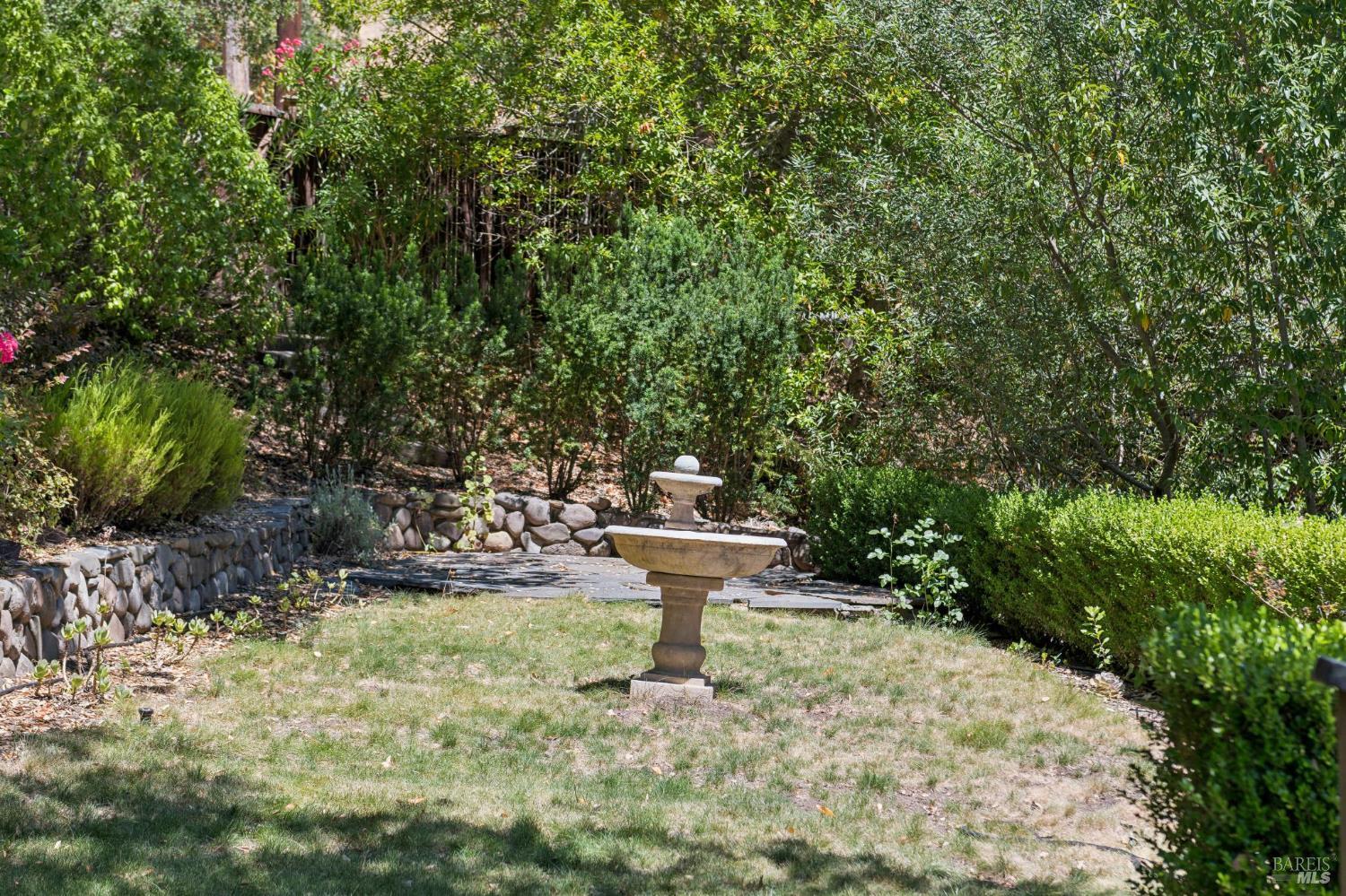 2 Michael Way San Anselmo CA 94960
