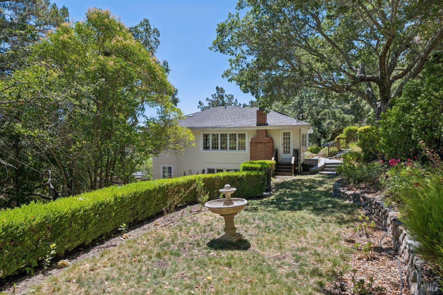 2 Michael Way San Anselmo CA 94960