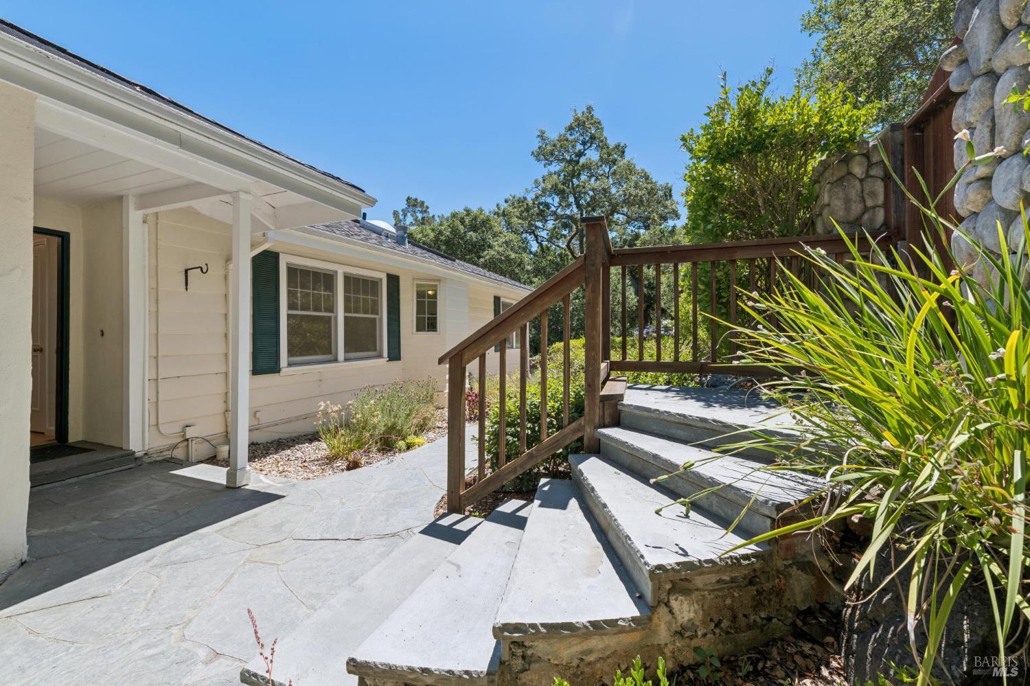 2 Michael Way San Anselmo CA 94960