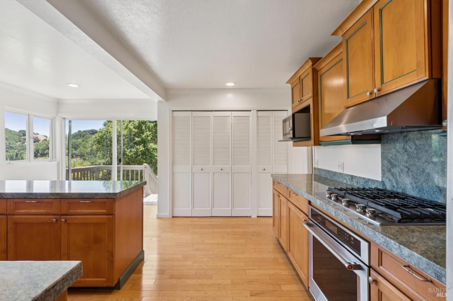 2 Michael Way San Anselmo CA 94960