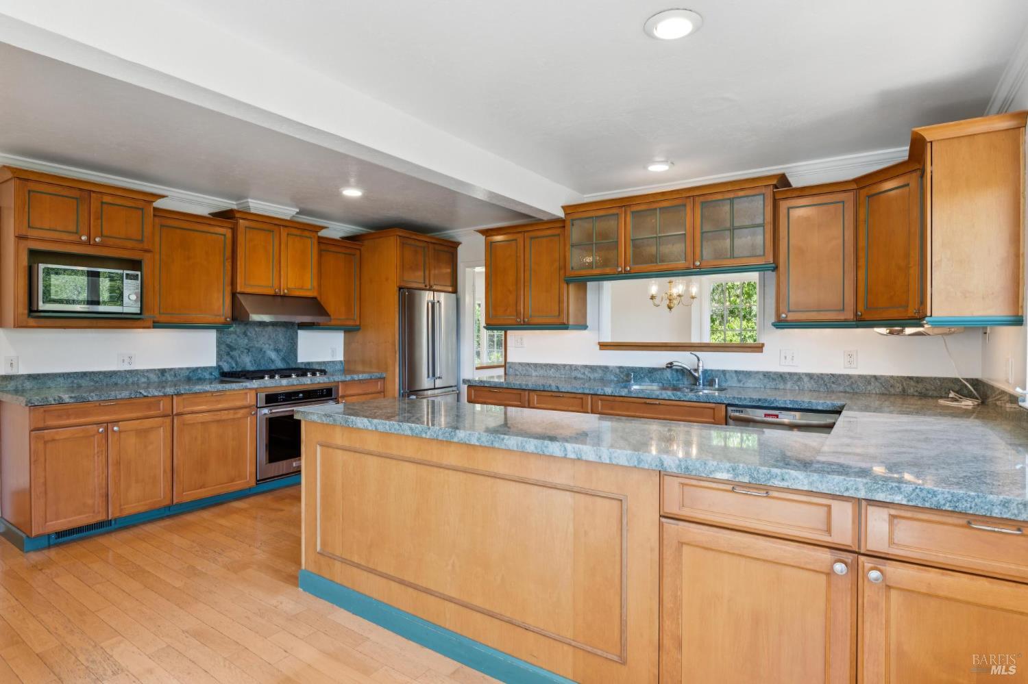 2 Michael Way San Anselmo CA 94960
