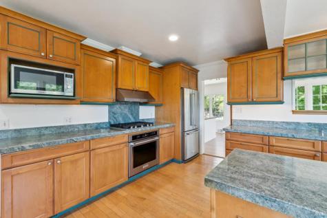 2 Michael Way San Anselmo CA 94960
