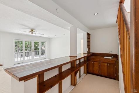 2 Michael Way San Anselmo CA 94960