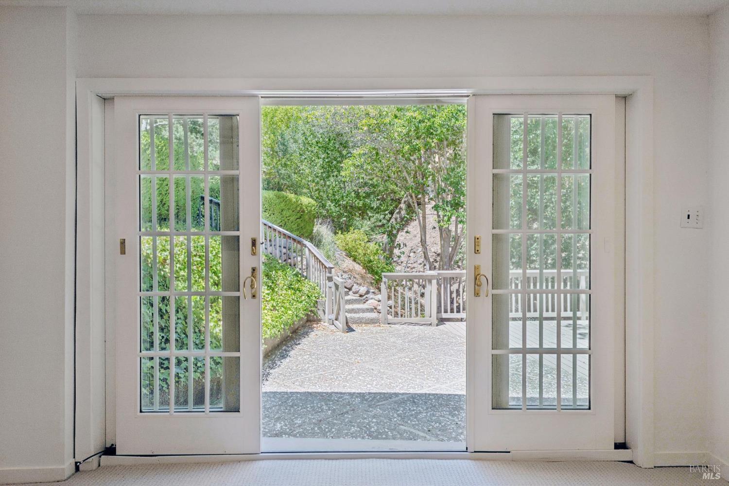 2 Michael Way San Anselmo CA 94960