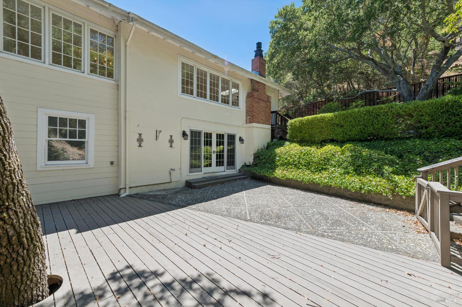 2 Michael Way San Anselmo CA 94960
