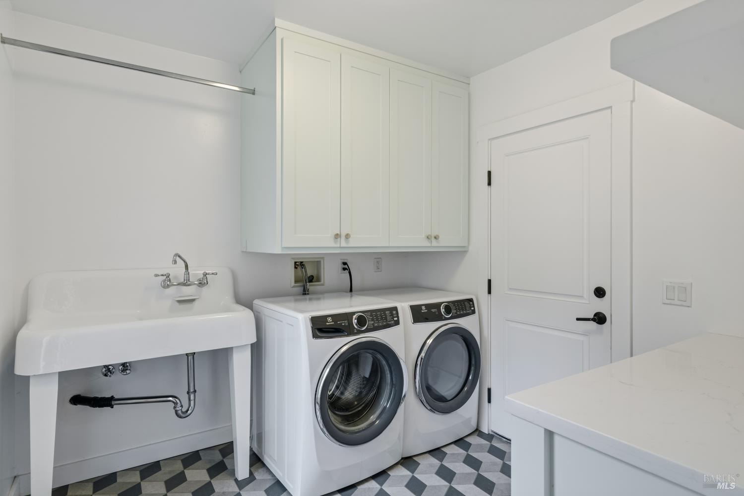 1310 Chateau Place Ukiah CA 95482