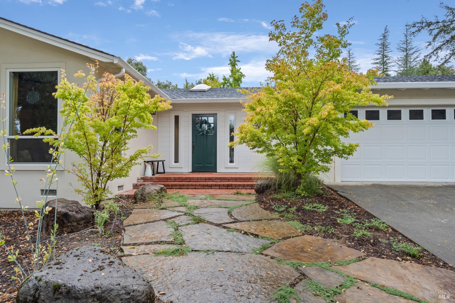 1310 Chateau Place Ukiah CA 95482