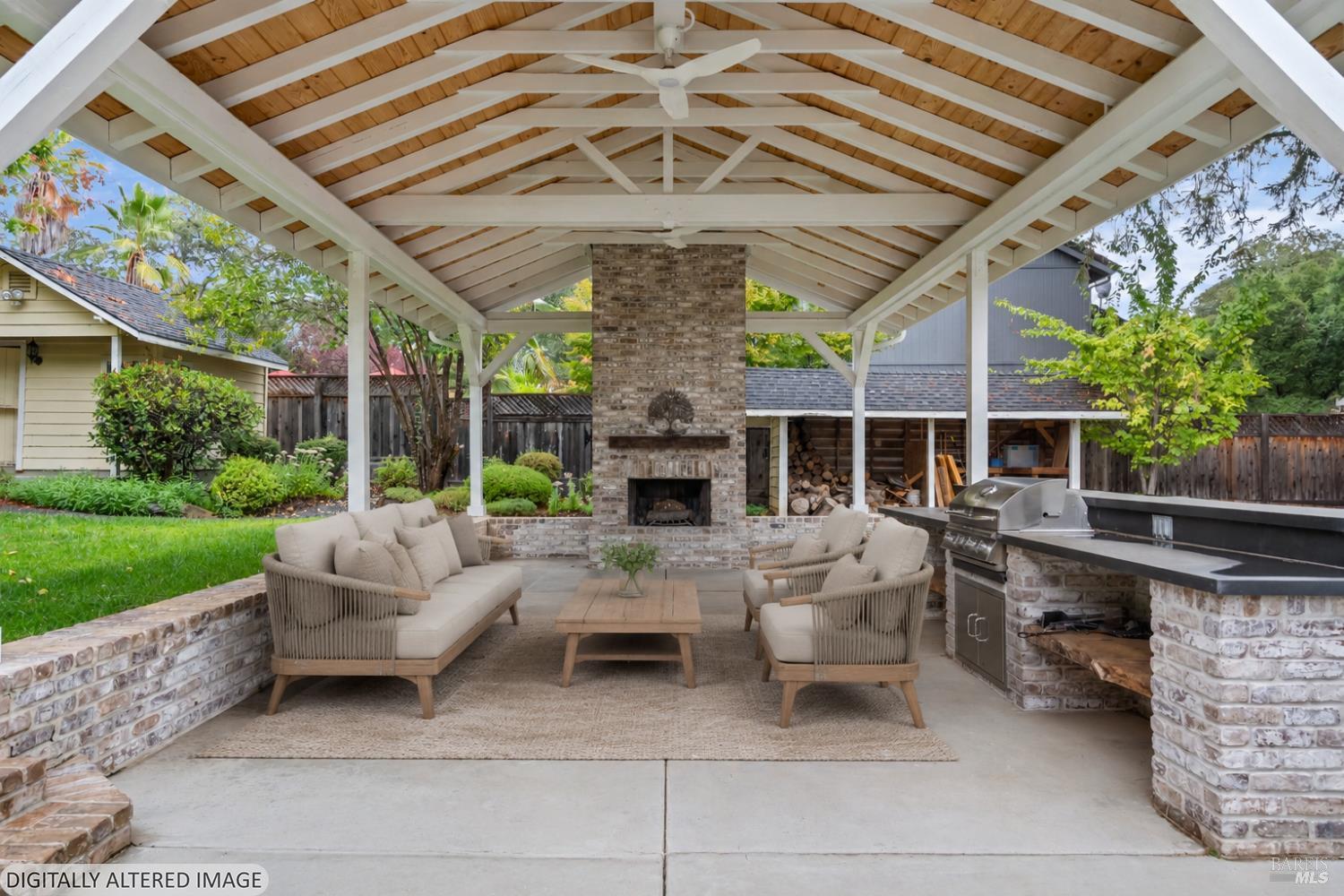 1310 Chateau Place Ukiah CA 95482