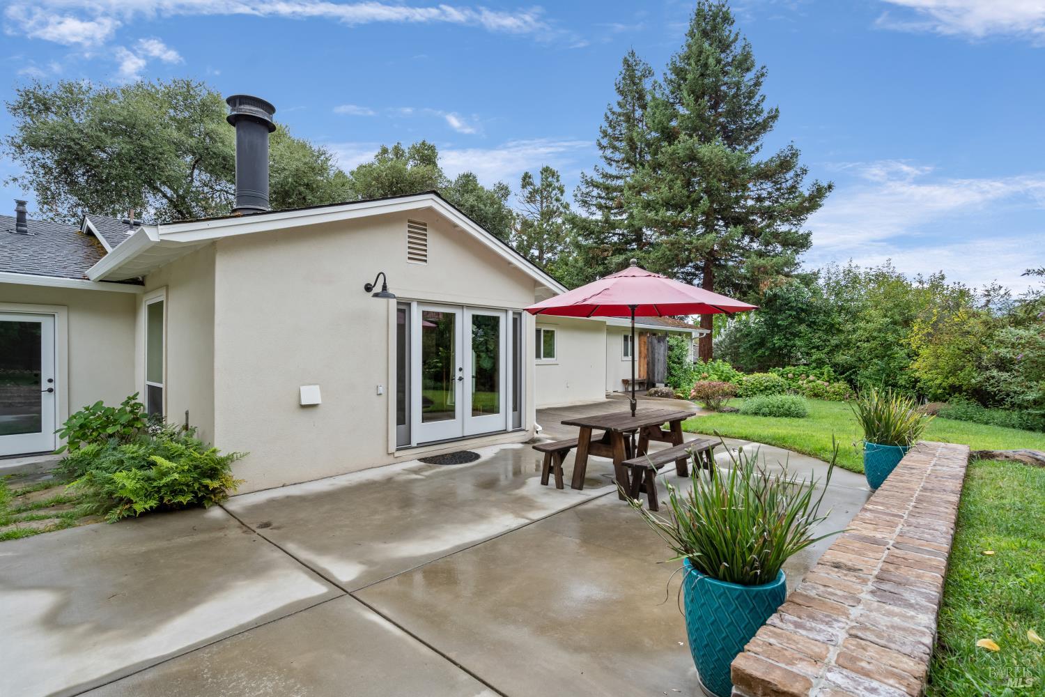 1310 Chateau Place Ukiah CA 95482
