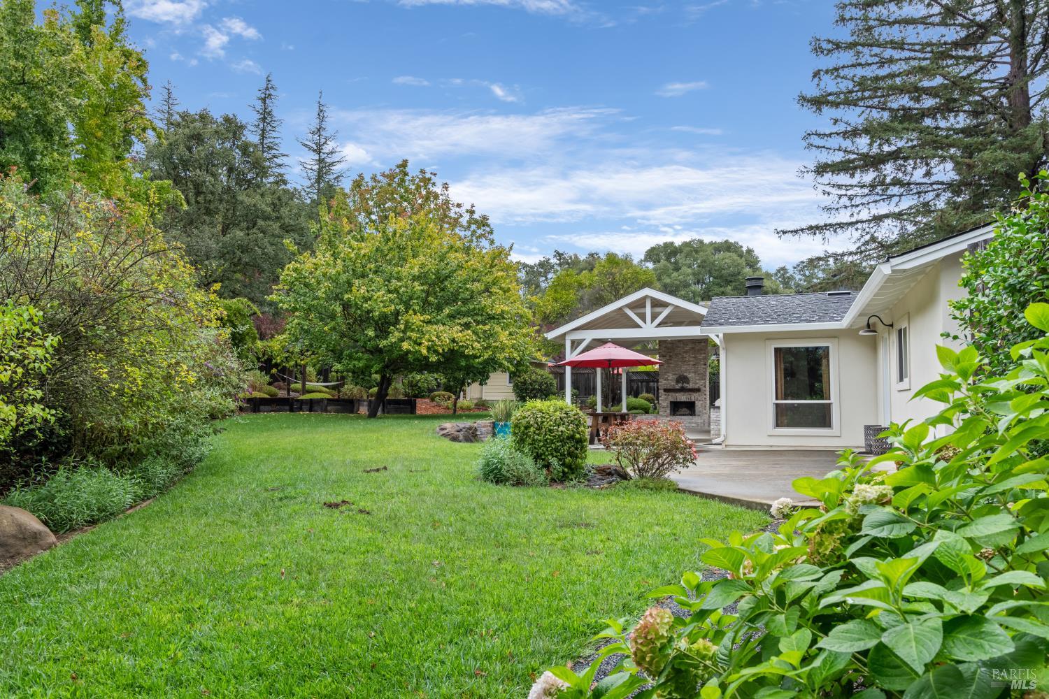 1310 Chateau Place Ukiah CA 95482