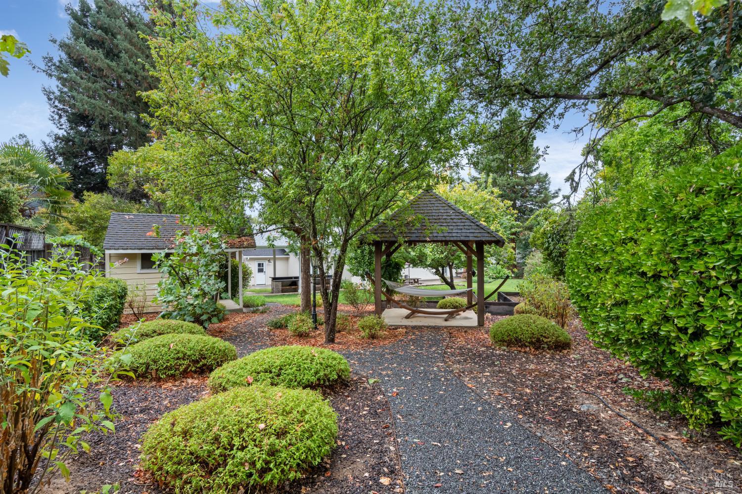 1310 Chateau Place Ukiah CA 95482