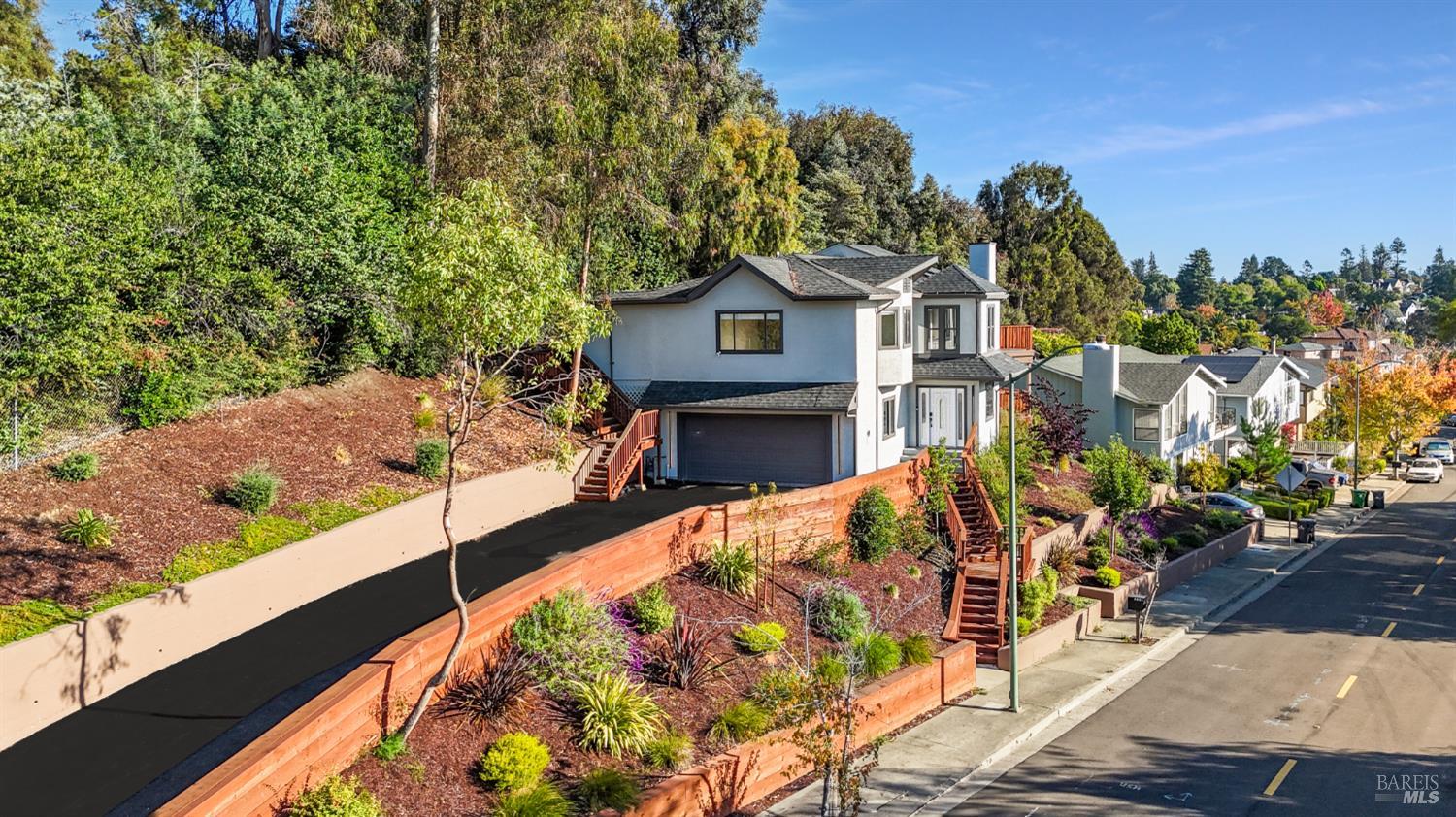 3330 Monterey Boulevard Oakland CA 94602