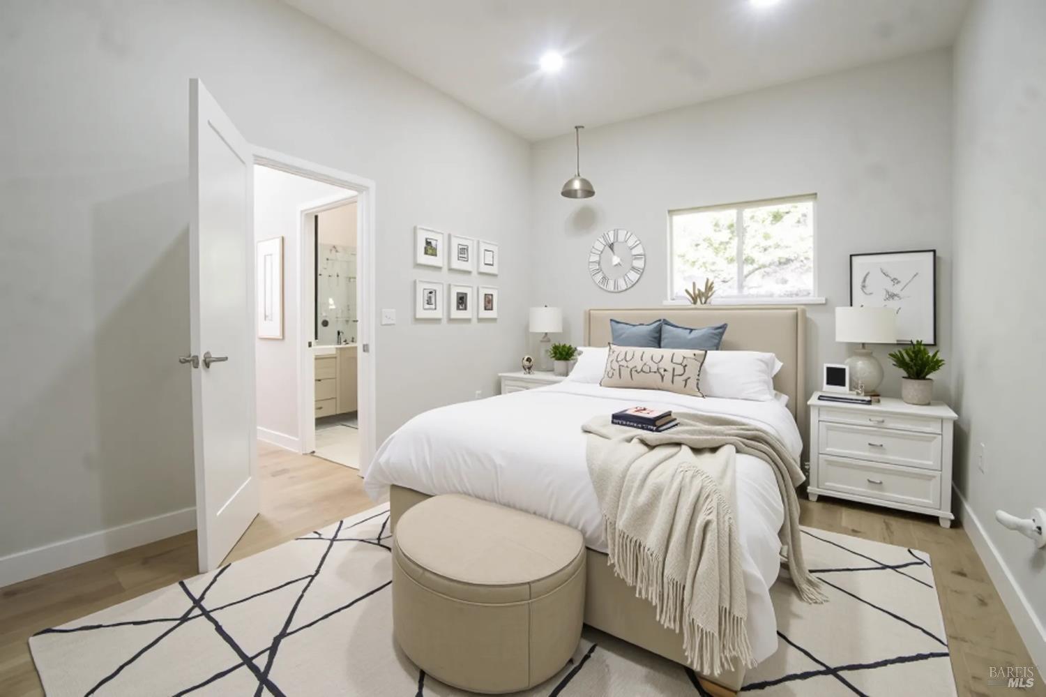 3330 Monterey Boulevard Oakland CA 94602