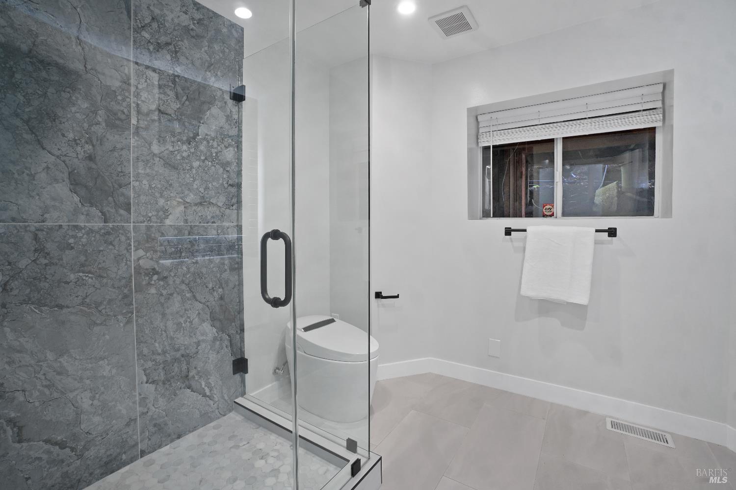 3330 Monterey Boulevard Oakland CA 94602