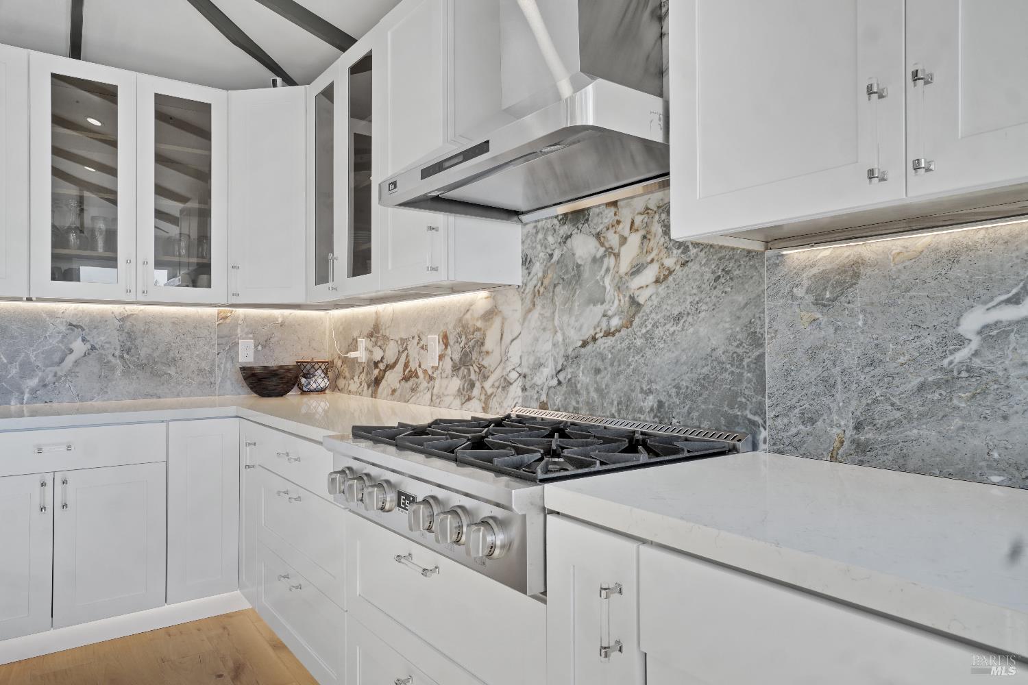 3330 Monterey Boulevard Oakland CA 94602