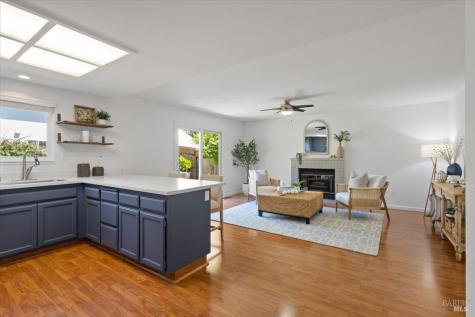 1194 Halyard Drive Santa Rosa CA 95401