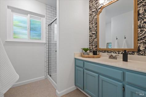 1194 Halyard Drive Santa Rosa CA 95401