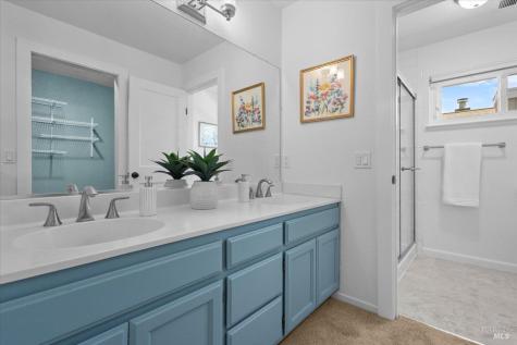 1194 Halyard Drive Santa Rosa CA 95401