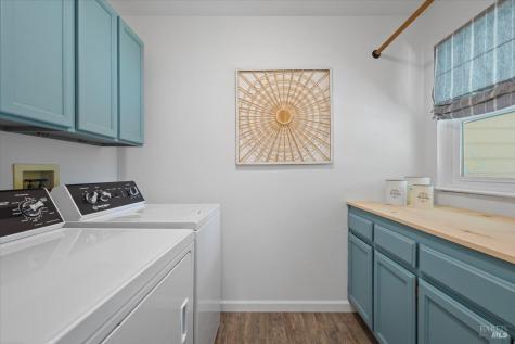 1194 Halyard Drive Santa Rosa CA 95401