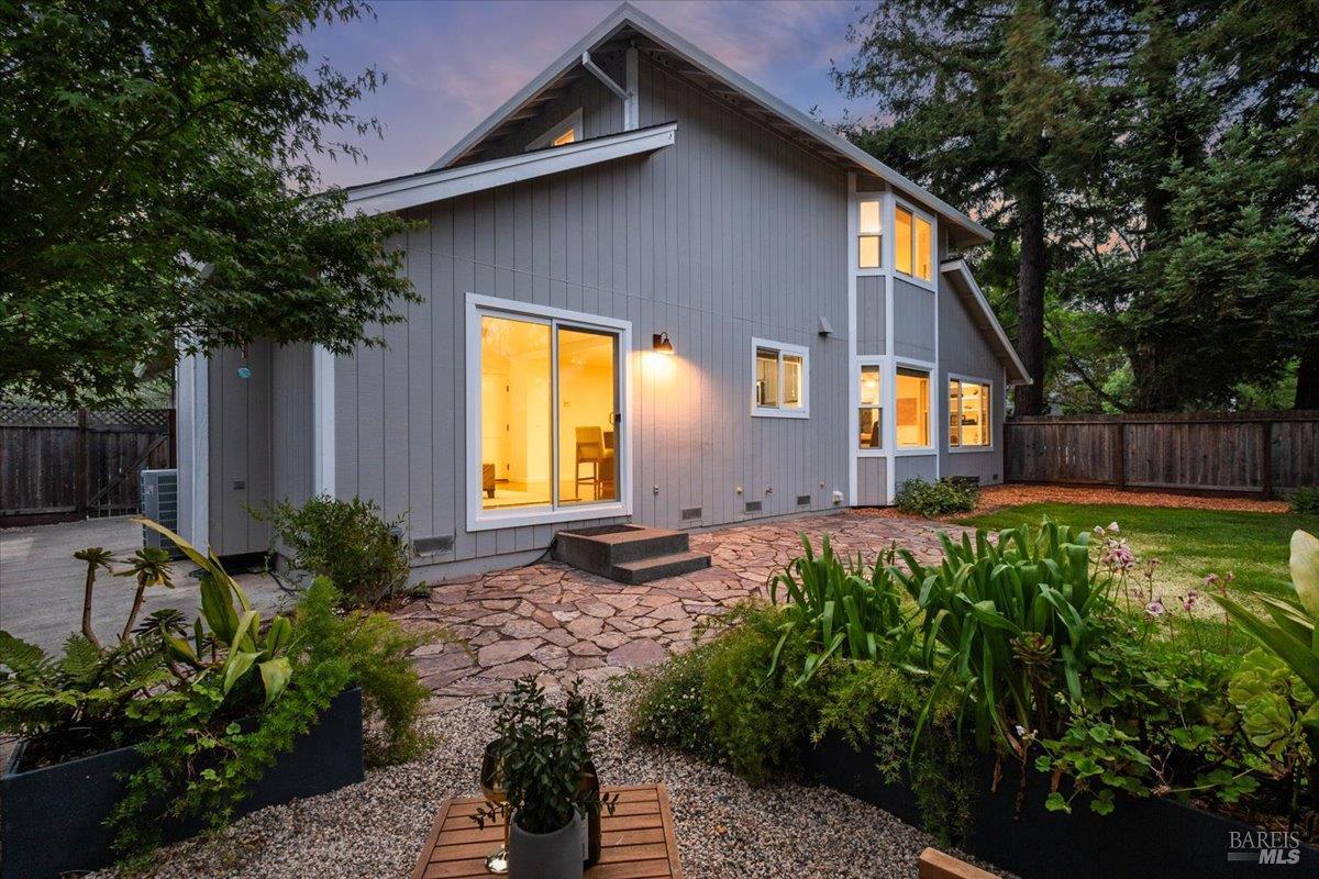 1194 Halyard Drive Santa Rosa CA 95401