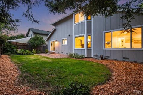 1194 Halyard Drive Santa Rosa CA 95401