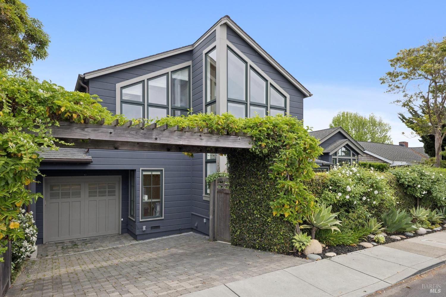 44 San Rafael Avenue Belvedere CA 94920