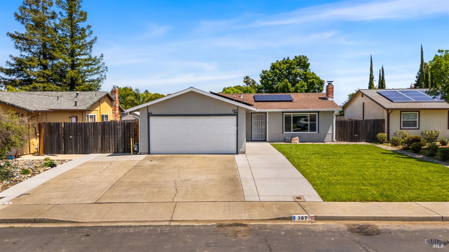 387 Colonial Circle Vacaville CA 95687