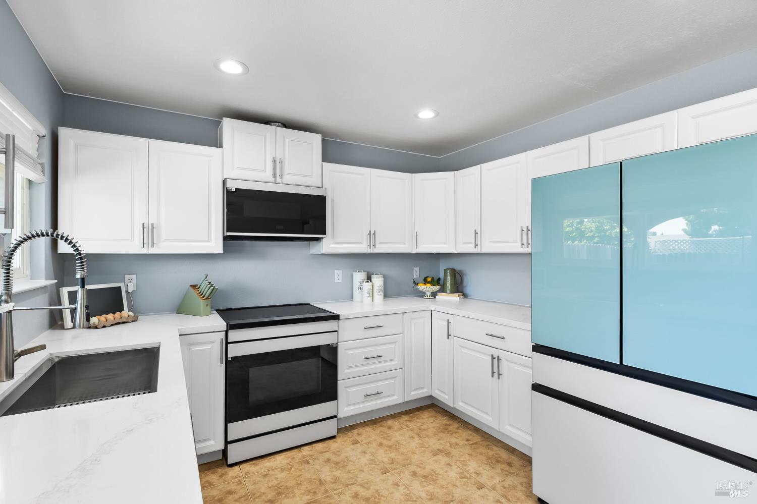 387 Colonial Circle Vacaville CA 95687