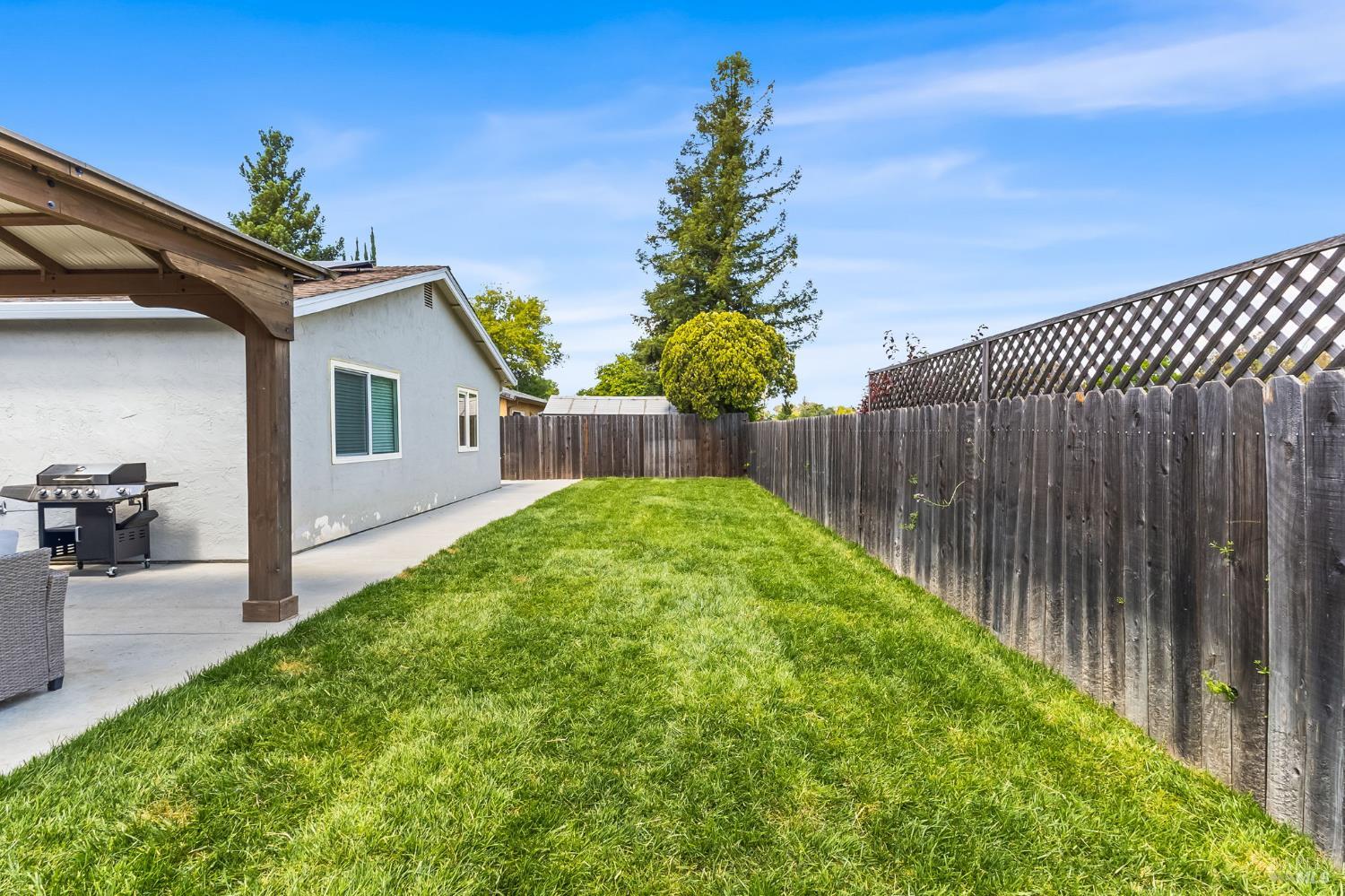 387 Colonial Circle Vacaville CA 95687