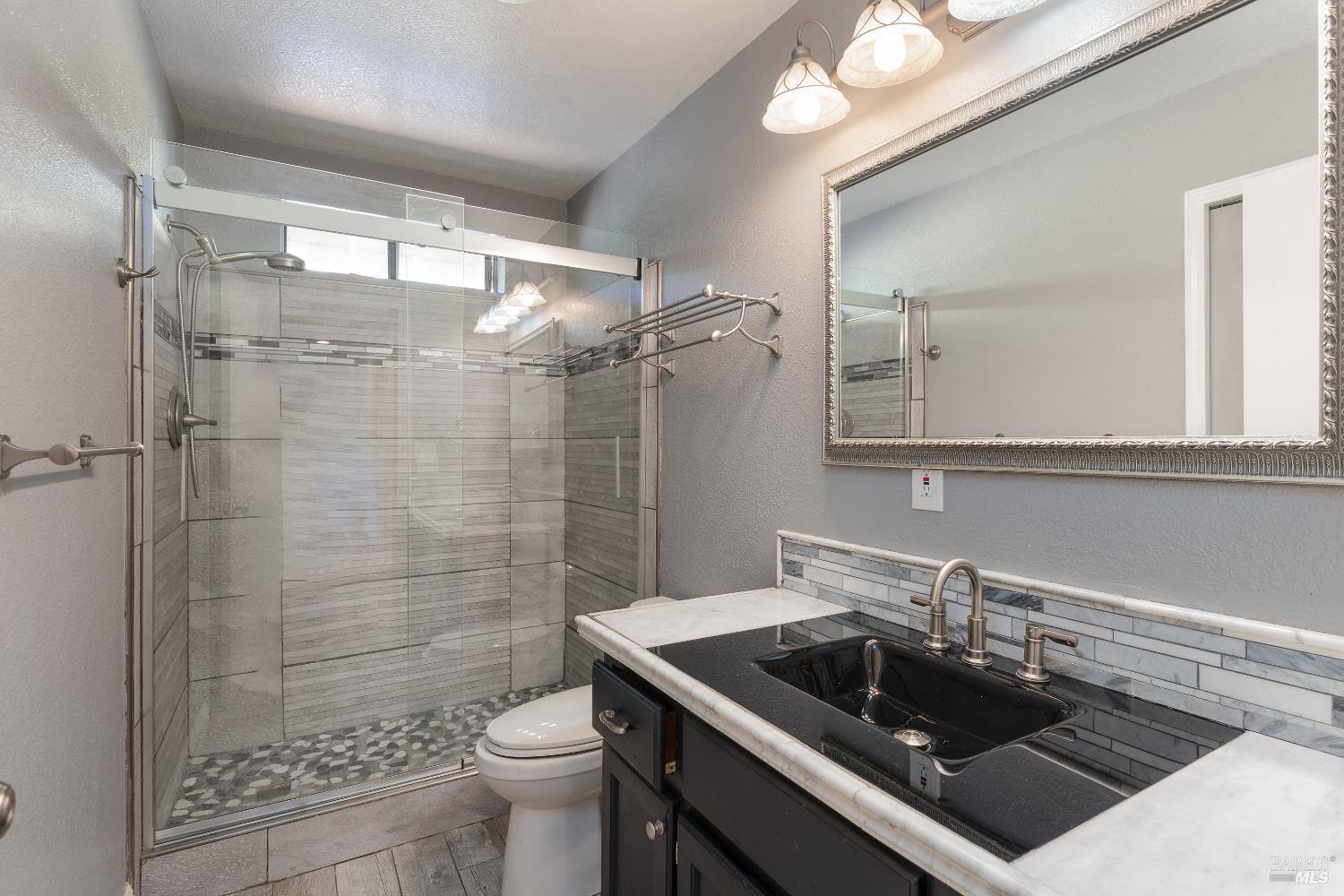 4380 1st Avenue Ukiah CA 95482