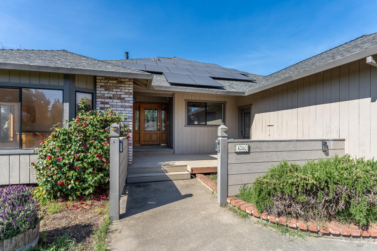 4380 1st Avenue Ukiah CA 95482