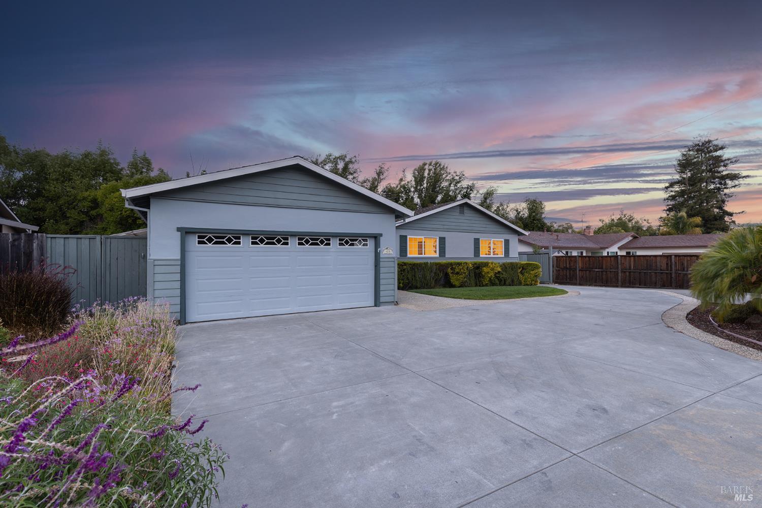 420 Calle De La Mesa Novato CA 94949