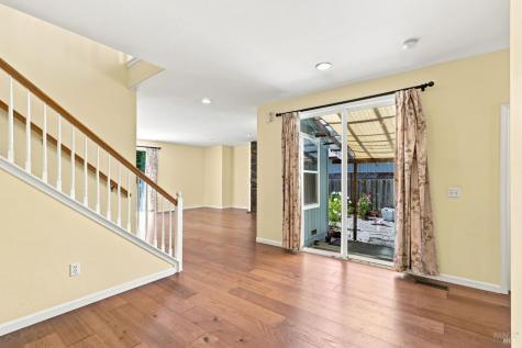 1476 Hughes Avenue Santa Rosa CA 95407