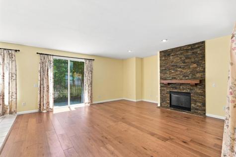 1476 Hughes Avenue Santa Rosa CA 95407