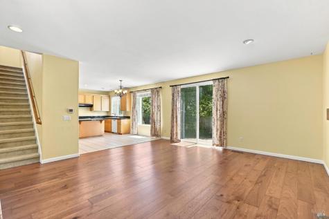 1476 Hughes Avenue Santa Rosa CA 95407