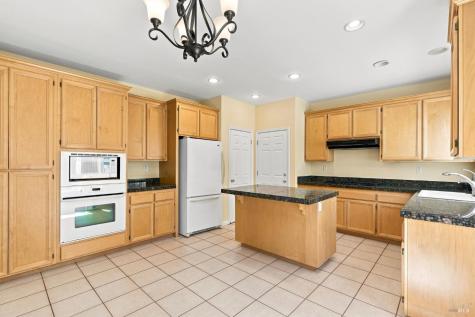 1476 Hughes Avenue Santa Rosa CA 95407