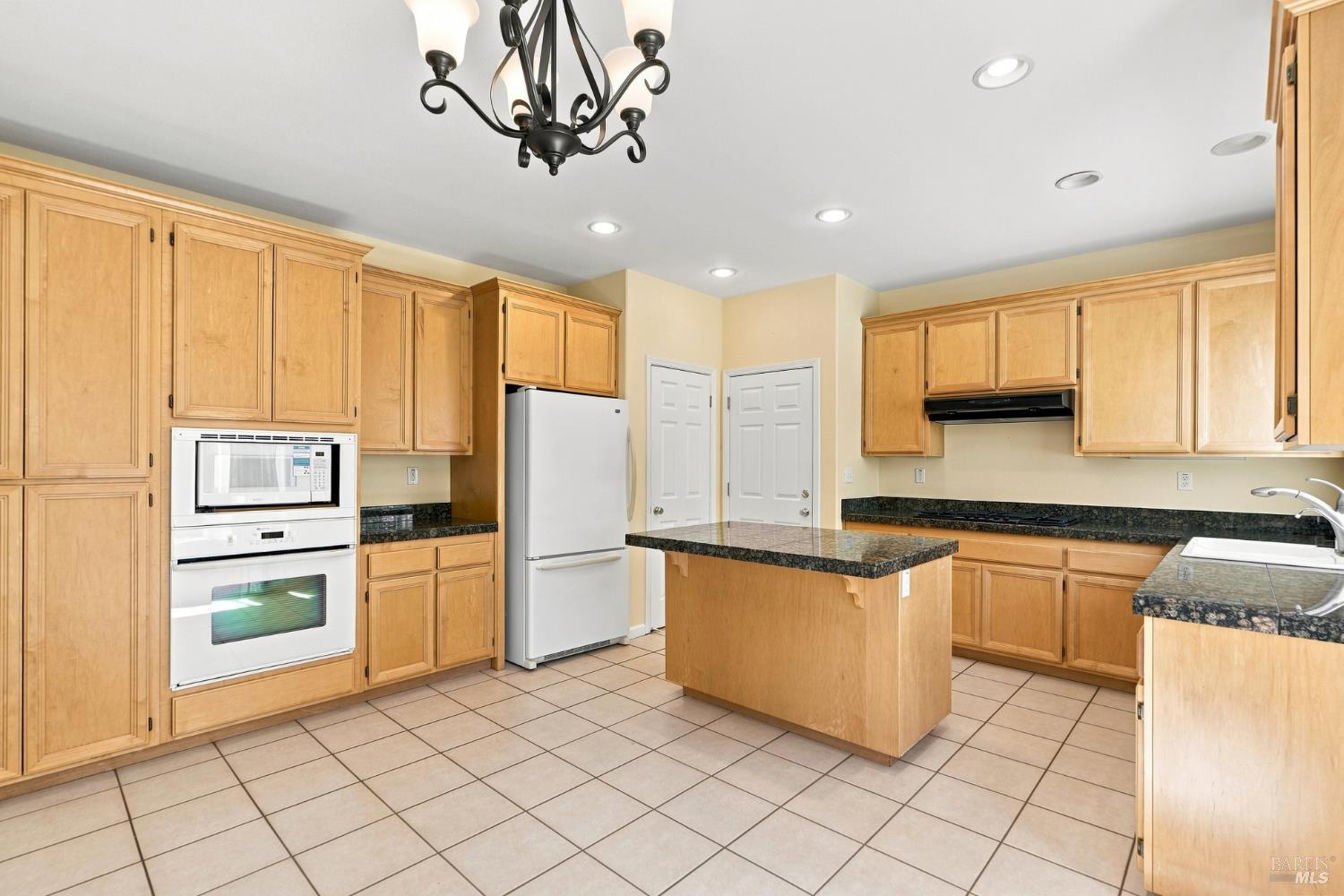 1476 Hughes Avenue Santa Rosa CA 95407
