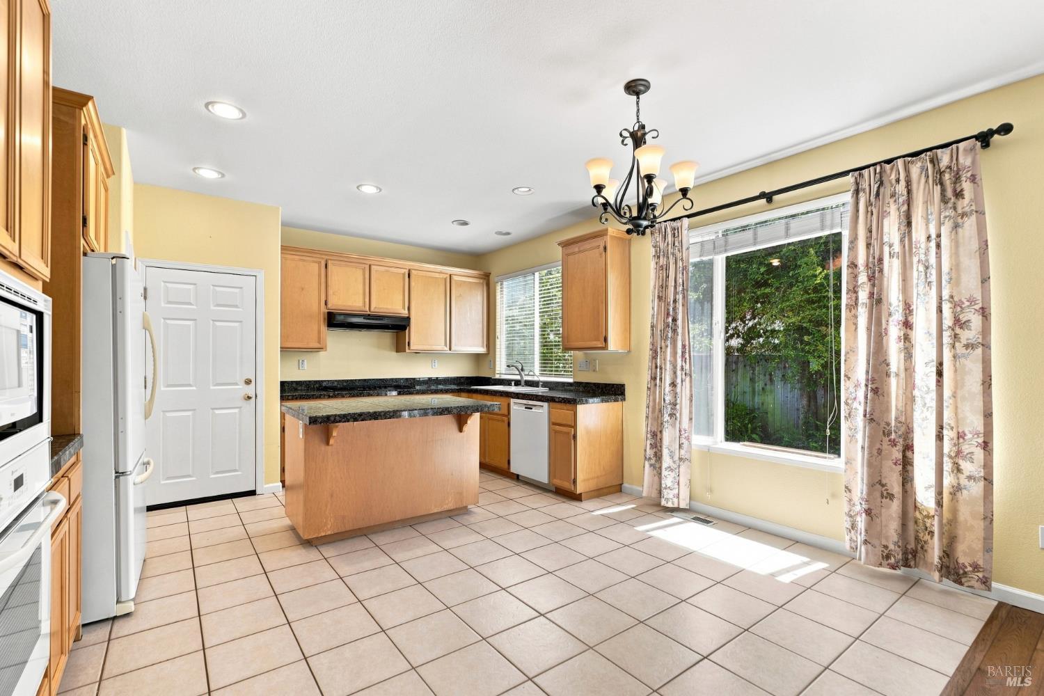 1476 Hughes Avenue Santa Rosa CA 95407
