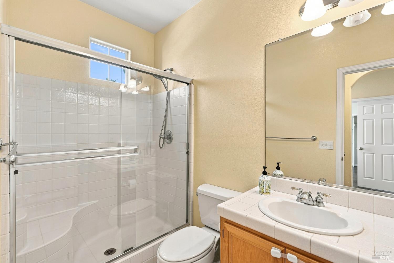 1476 Hughes Avenue Santa Rosa CA 95407