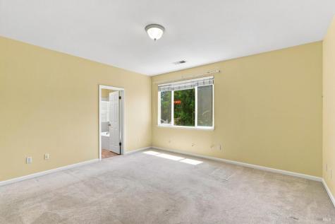 1476 Hughes Avenue Santa Rosa CA 95407