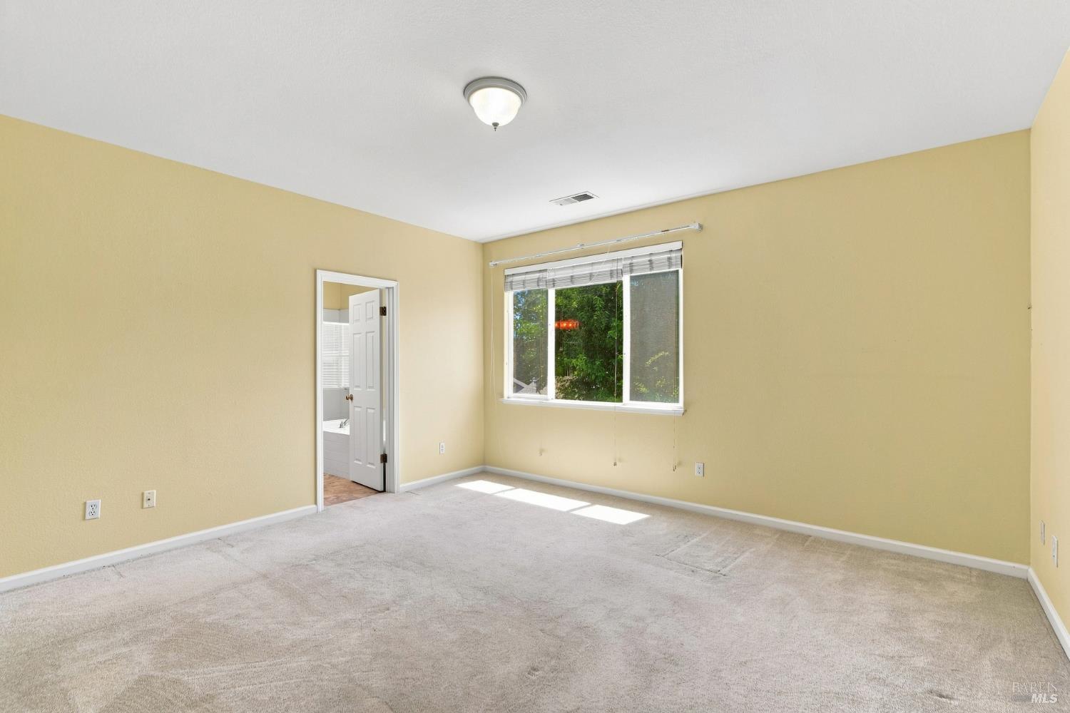 1476 Hughes Avenue Santa Rosa CA 95407