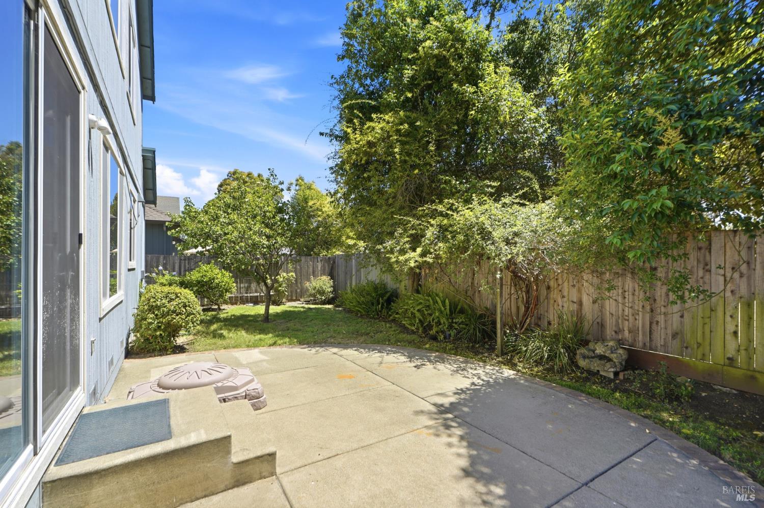 1476 Hughes Avenue Santa Rosa CA 95407