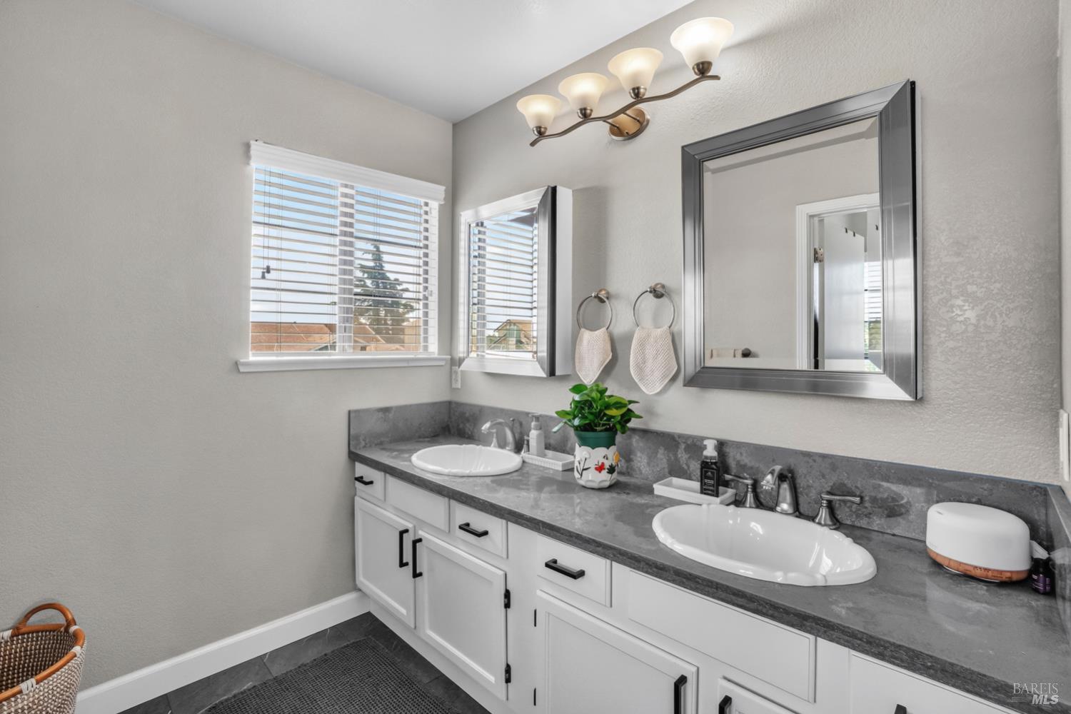 784 Calico Trail Vacaville CA 95687