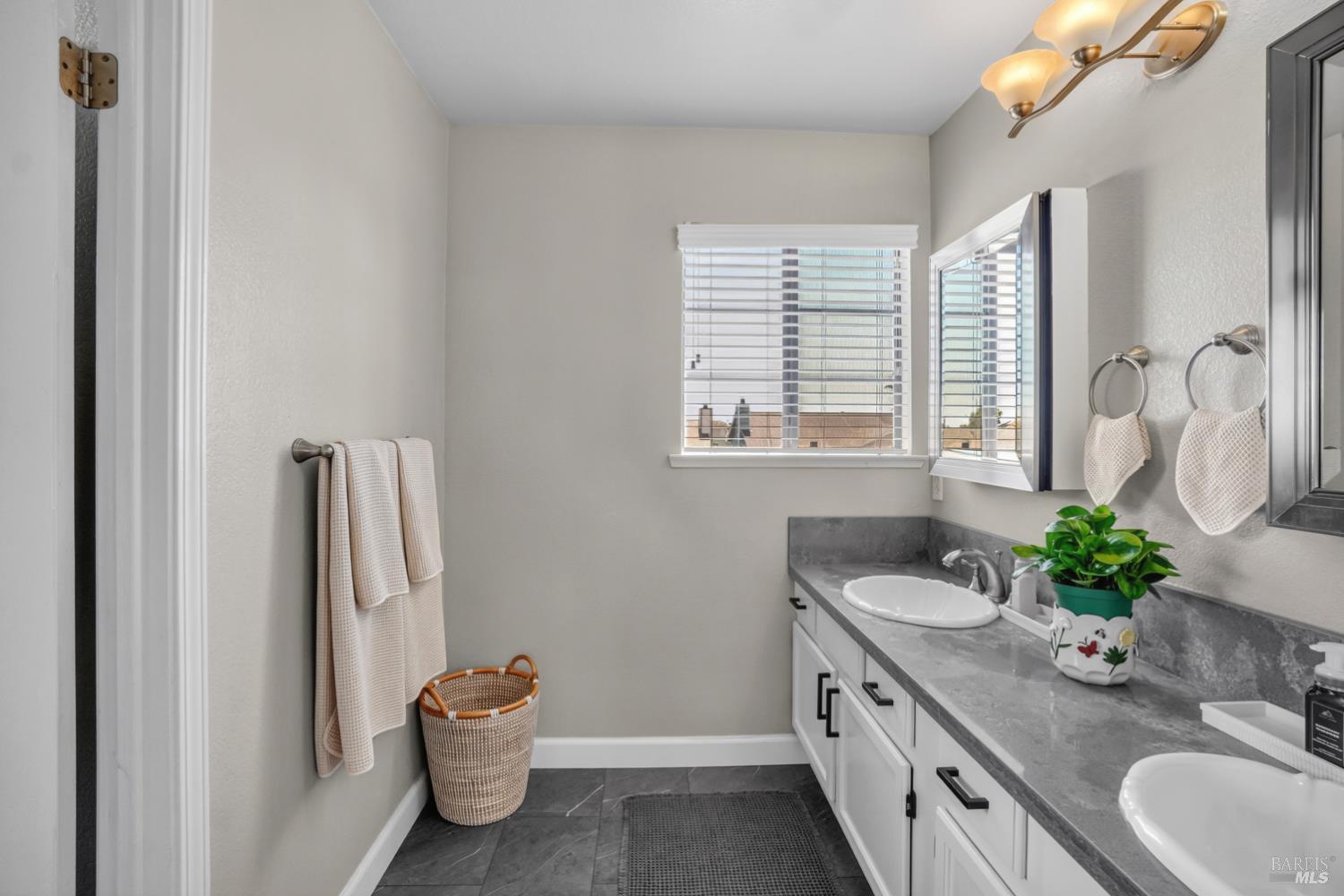 784 Calico Trail Vacaville CA 95687