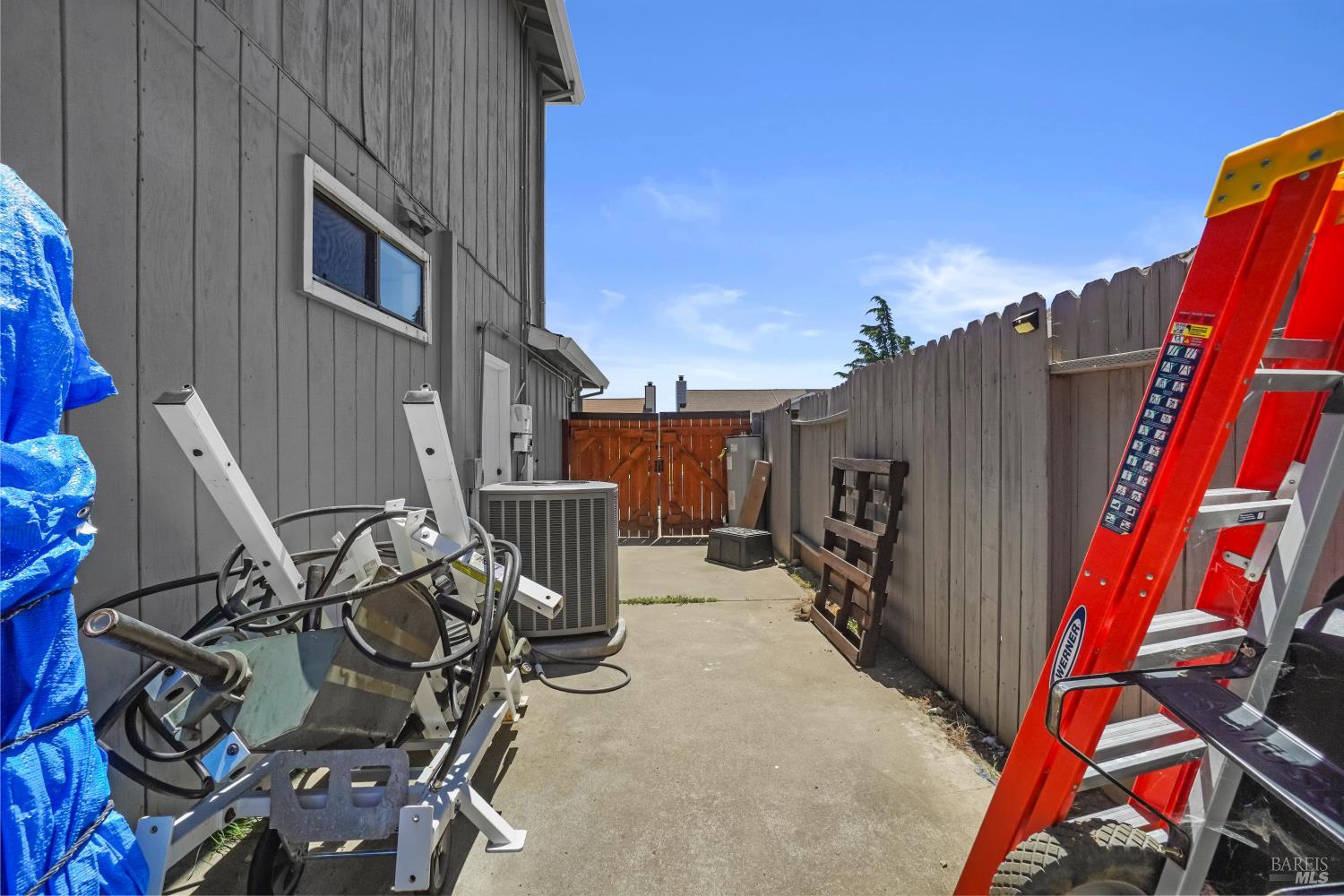 784 Calico Trail Vacaville CA 95687