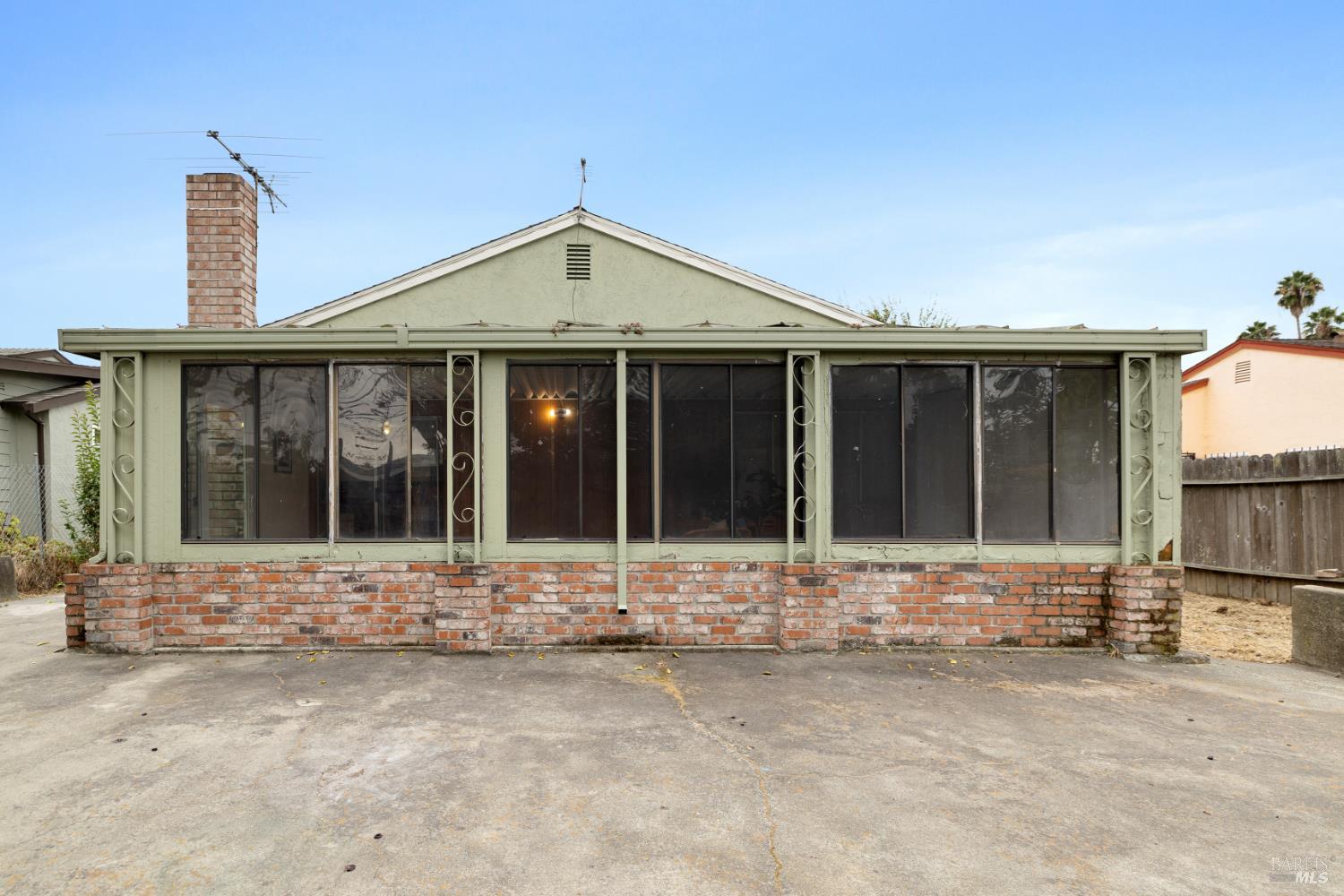 166 Delta Circle Vallejo CA 94589