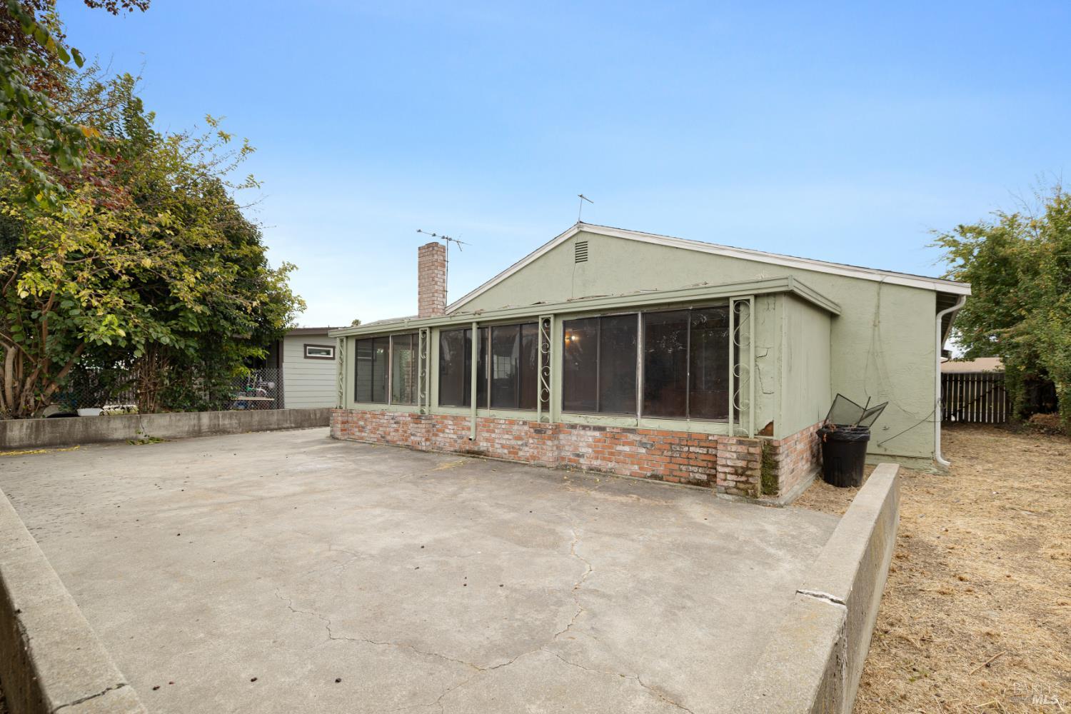 166 Delta Circle Vallejo CA 94589