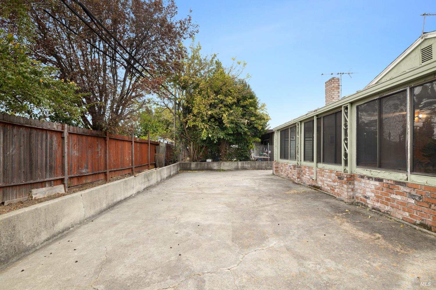 166 Delta Circle Vallejo CA 94589